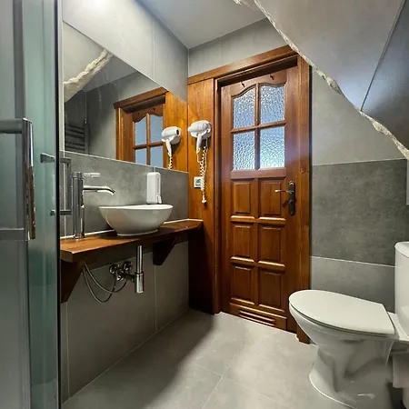 Bed & Breakfast Goscinne U Bronka Ciche Małe