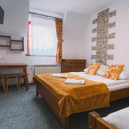 Goscinne U Bronka B&B 3*