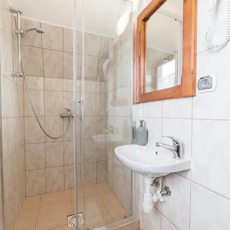 Goscinne U Bronka B&B
