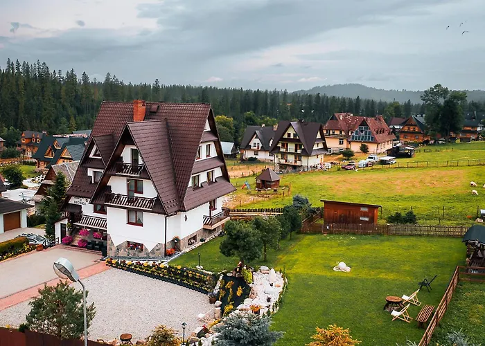 Goscinne U Bronka 3* Małe Ciche