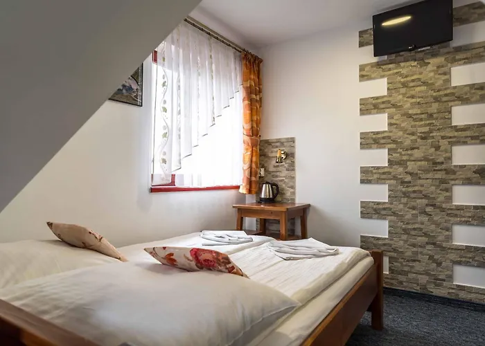 Goscinne U Bronka Nocleg ze śniadaniem 3*