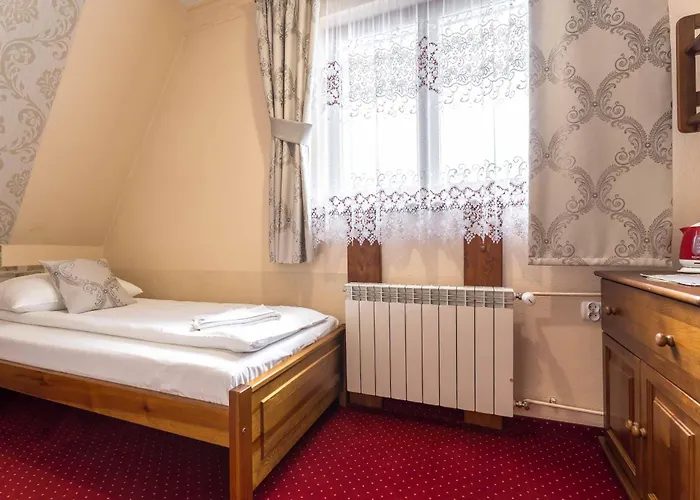 Goscinne U Bronka 3* Małe Ciche